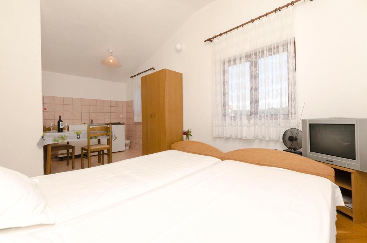 Apartments Mirko Trogir Zewnętrze zdjęcie