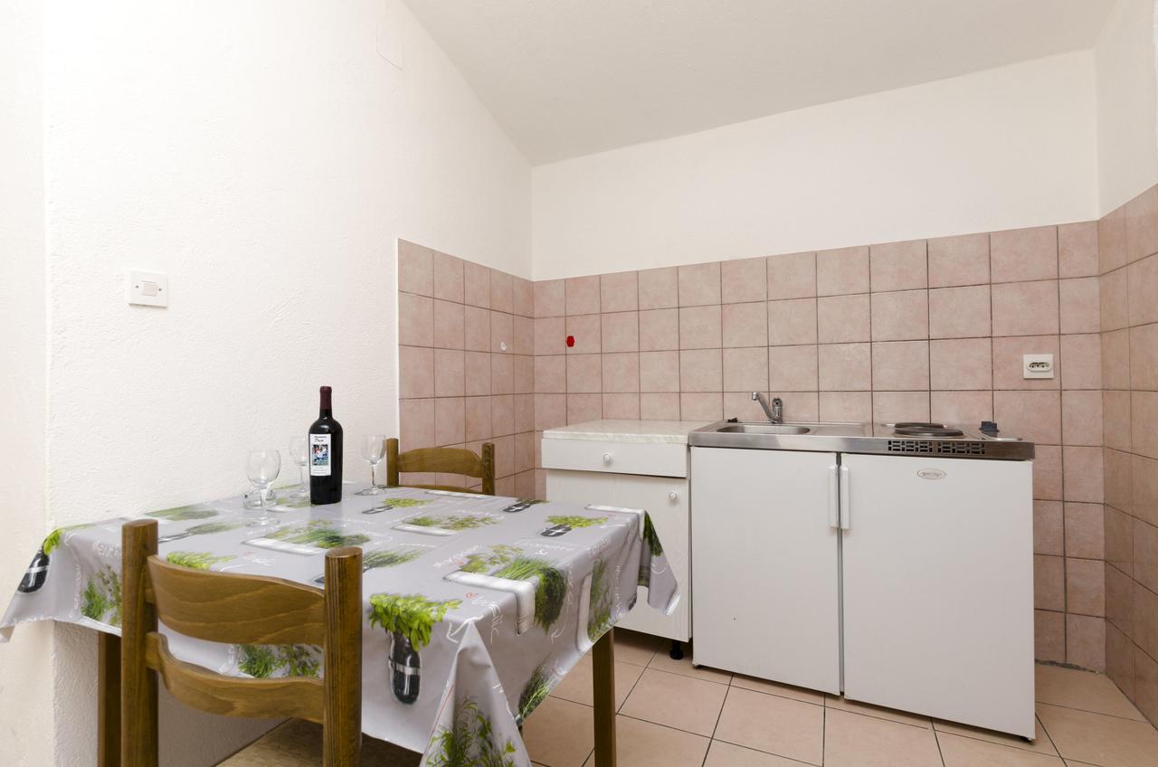 Apartments Mirko Trogir Zewnętrze zdjęcie